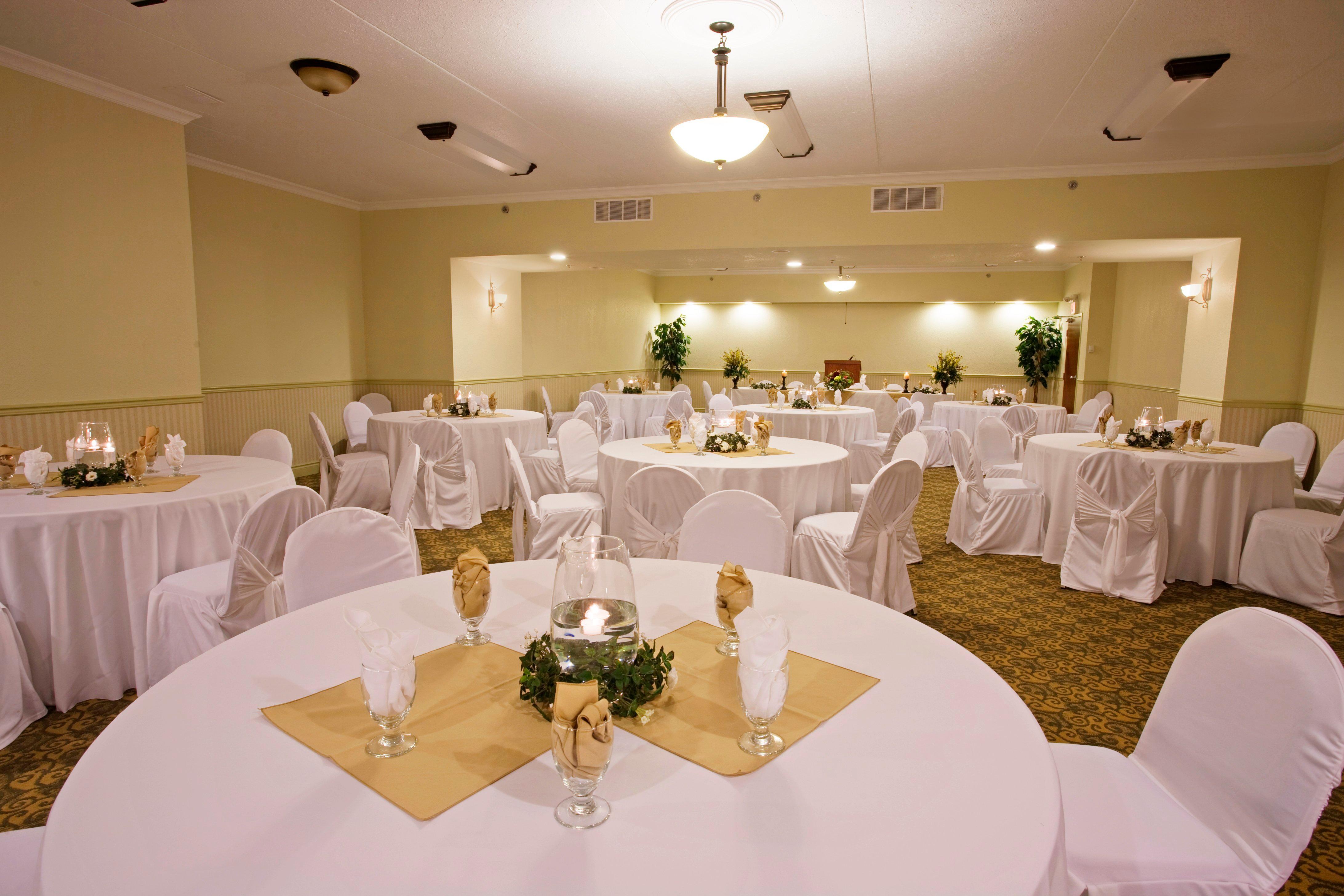 Holiday Inn Express Hotel & Suites 1000 Islands - Gananoque By Ihg Εξωτερικό φωτογραφία